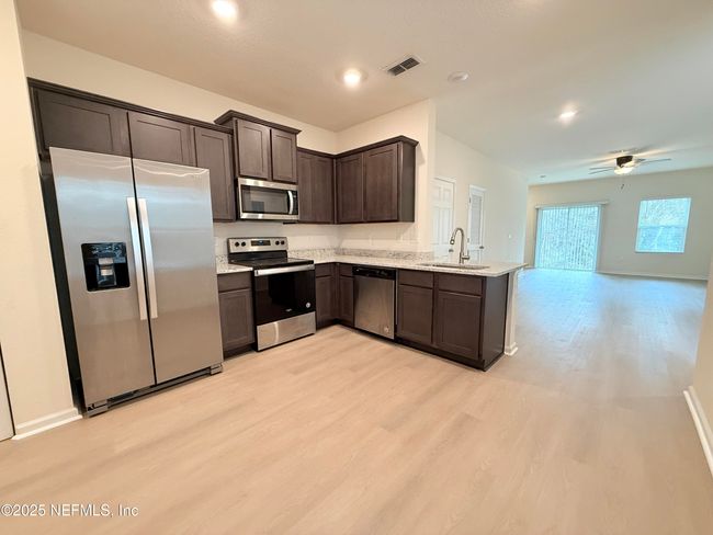 59 Scotch Pebble Dr, Townhouse with 3 bedrooms, 3 bathrooms and null parking in Jacksonville FL | Image 9