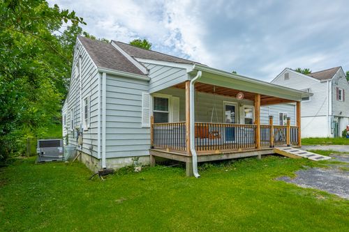 1712 John Ross Rd, Chattanooga, TN, 37412-1438 | Card Image