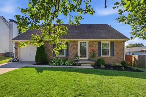 3977 Forest Green Dr, Lexington, KY, 40517-1929 | Card Image