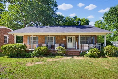 515 W Decatur St, Madison, NC, 27025-1803 | Card Image