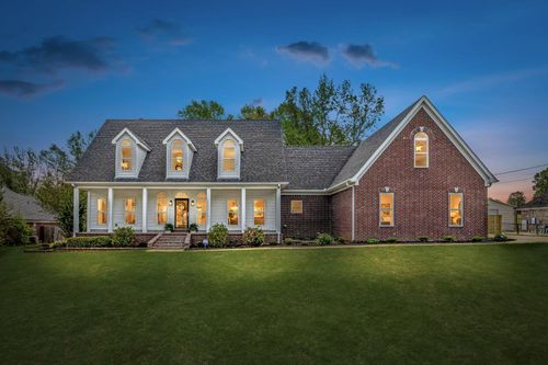 432 Tipton Lake Cir W, Millington, TN, 38053-8926 | Card Image