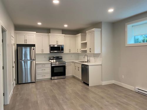 7840 Cedarbrook Rd, Chilliwack, BC, V2R6G7 | Card Image