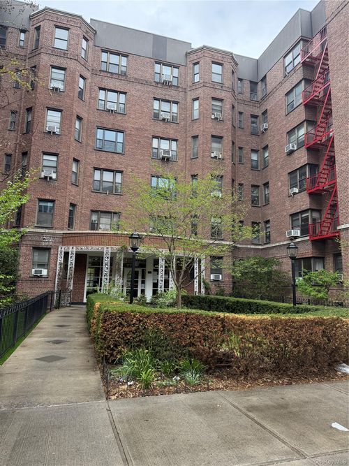 apt-4c-7711 35th Ave, Jackson Heights, NY, 11372-4642 | Card Image