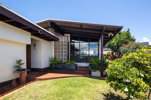 1627 Anakole Pl, Pearl City, HI, 96782-2002 | Card Image