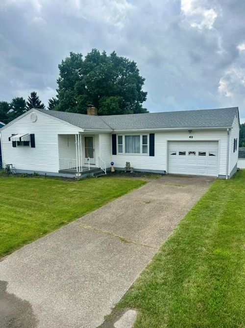 43 Schuberts Lane, Wheeling, WV, 26003 | Card Image