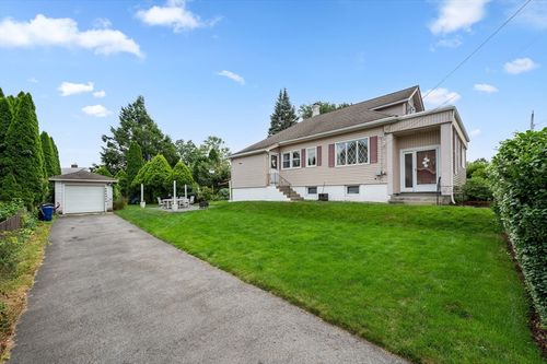 34 Rollinson Rd, Worcester, MA, 01606-1518 | Card Image