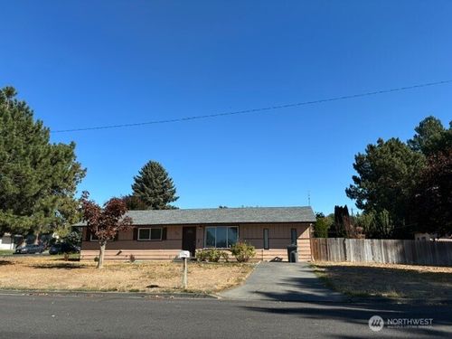 701 S 5th Avenue, Othello, WA, 99344 | Card Image