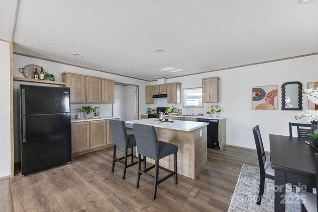 Kitchen | Image 15