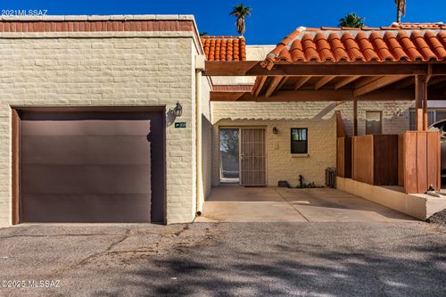 68 N Camino Imagen, Tucson, AZ, 85748-3231 | Card Image