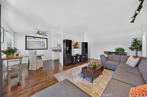 d319-12200 Montecito Rd, Seal Beach, CA, 90740-2638 | Card Image