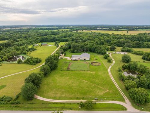 620 Sw County Road T, Holden, MO, 64040-8107 | Card Image