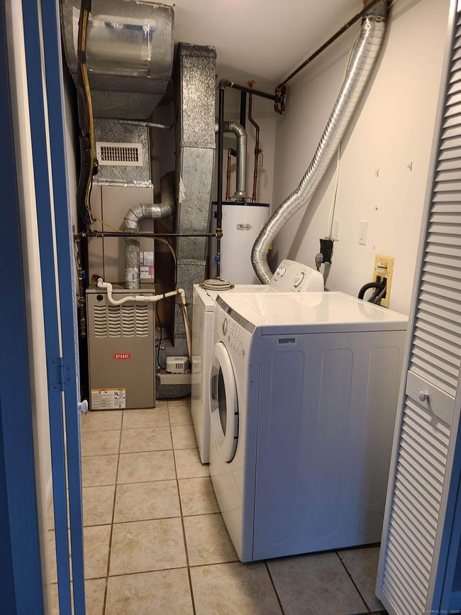 24 Wiscassett Ave, House other with 3 bedrooms, 3 bathrooms and null parking in Hamden CT | Image 29