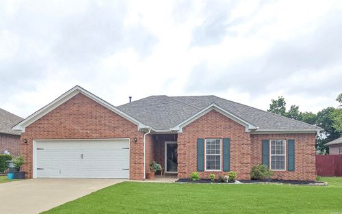 1685 Hosta, Conway, AR, 72034-8483 | Card Image