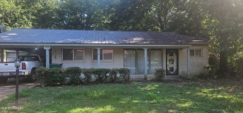 125 W Cypress St, Charleston, MS, 38921-2206 | Card Image