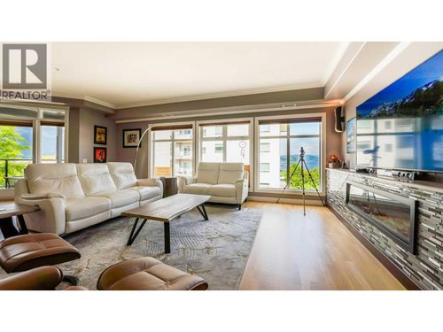 302-160 Harbourfront Dr Ne, Salmon Arm, BC, V1E3M3 | Card Image