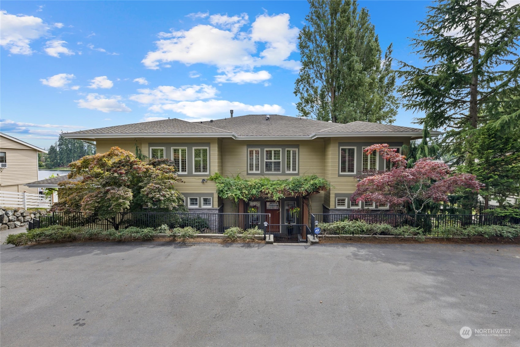 Serene Way, Lynnwood, WA 98087