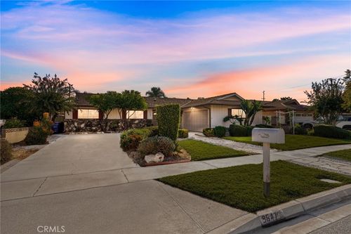 9647 Kempster Ave, Fontana, CA, 92335-5840 | Card Image