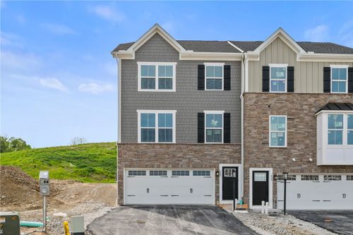 237 Yellowwood Court, South Strabane, PA, 15301 | Card Image