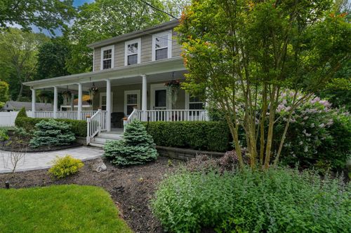 14 Bayles Ave, Stony Brook, NY, 11790-2122 | Card Image