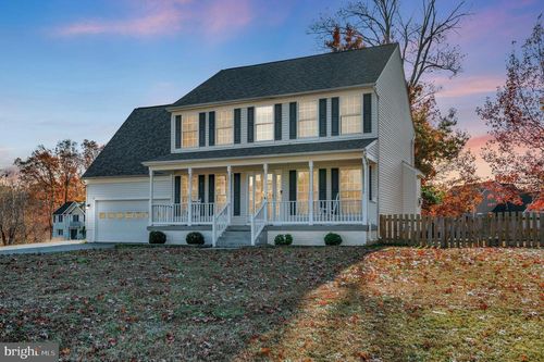 9406 Braken Ct, FREDERICKSBURG, VA, 22408-7746 | Card Image