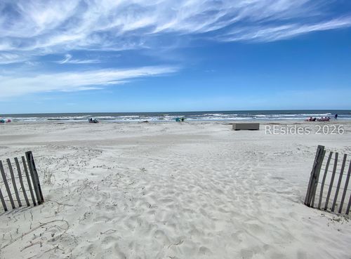 2-11 Tanglewood Dr, Hilton Head Island, SC, 29928-6230 | Card Image