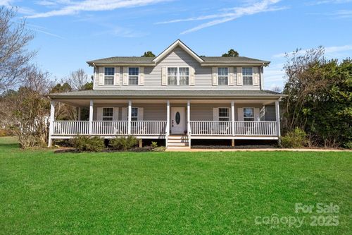 534 Stewart Rock Rd, Stony Point, NC, 28678-8984 | Card Image