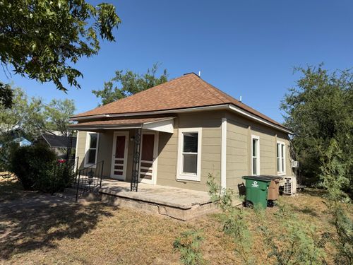 320 E 12th Street, San Angelo, TX, 76903 | Card Image