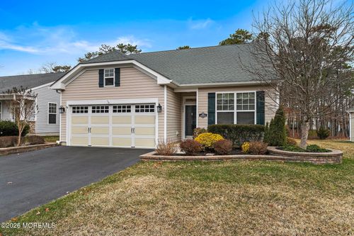 303 Newport Way, Little Egg Harbor Twp, NJ, 08087-3652 | Card Image