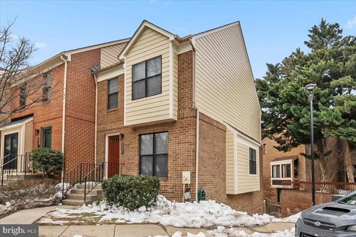 5301 King Charles Way, BETHESDA, MD, 20814-2141 | Card Image