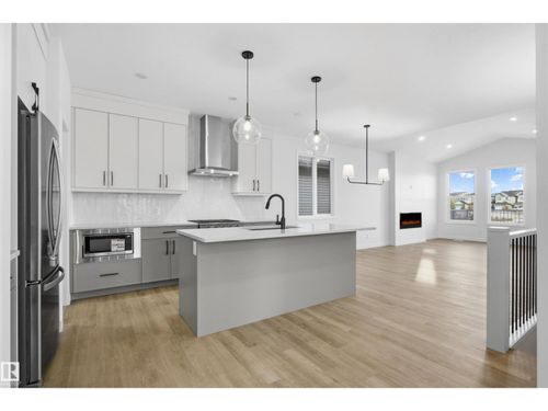 3704 Cross Landing Sw, Edmonton, AB, T6W4M8 | Card Image