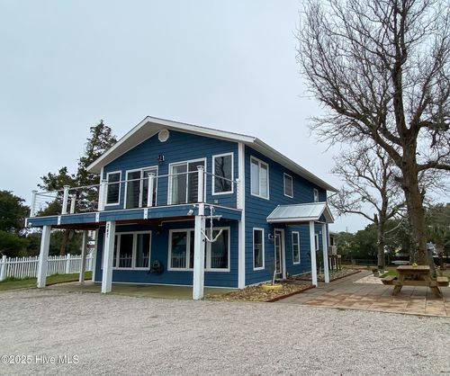 247 Shore Dr, Salter Path, NC, 28512-7362 | Card Image