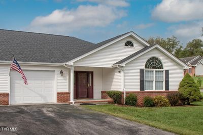 A - 20887 Meadowbrook Drive, Condo with 2 bedrooms, 2 bathrooms and null parking in Abingdon VA | Image 2