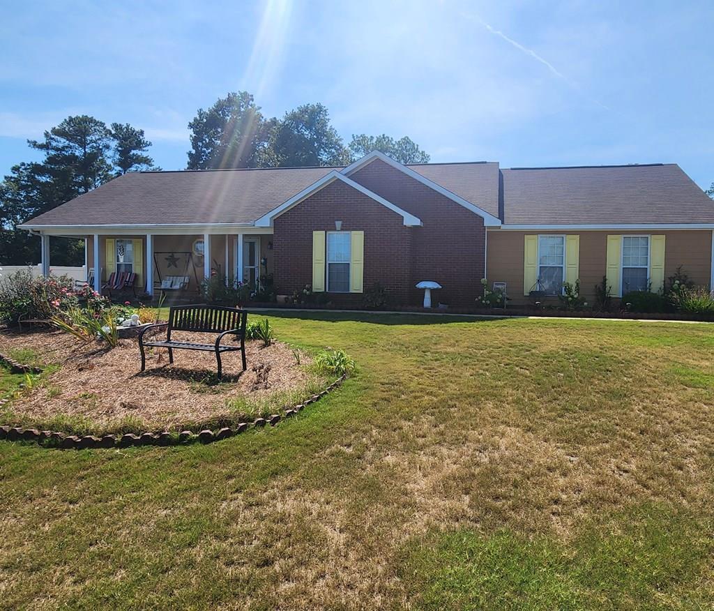 Lee Road 2111 , Phenix City, AL 36870