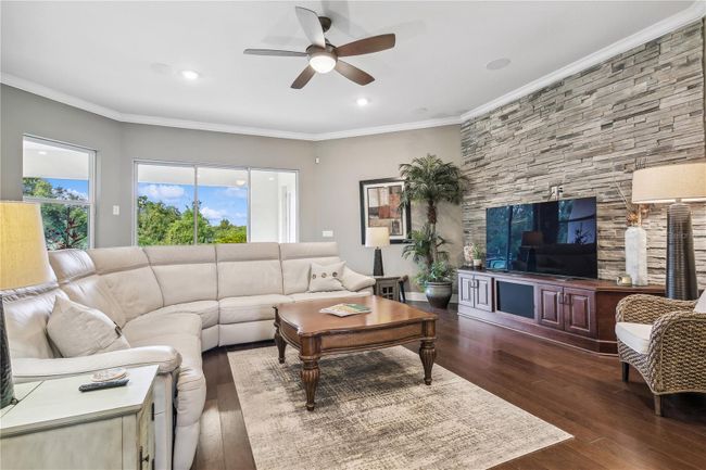 7183 Heather Sound Loop, House other with 5 bedrooms, 4 bathrooms and null parking in Wesley Chapel FL | Image 9