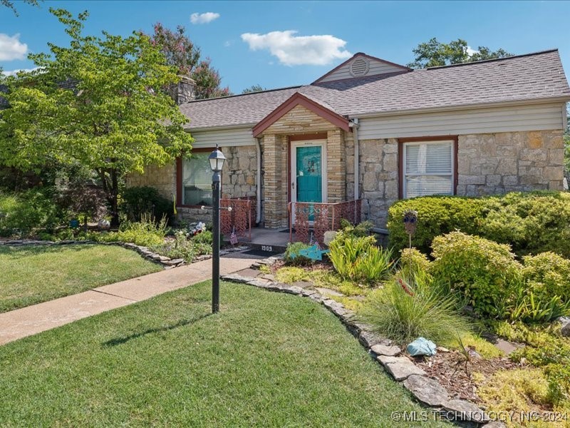 Yorktown Ave, Tulsa, OK 74104