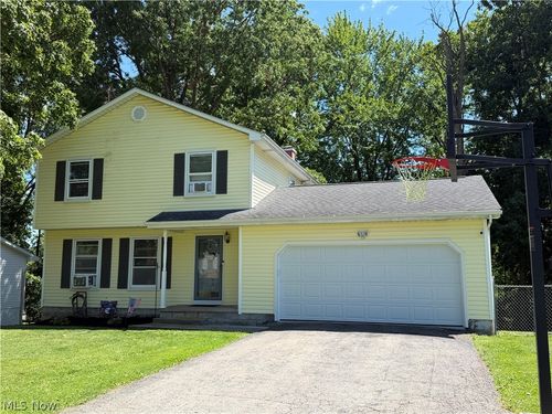 4791 Warwick Dr S, Canfield, OH, 44406-9241 | Card Image
