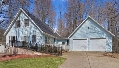 505 9 Mile Road Nw, Comstock Park, MI, 49321 | Card Image