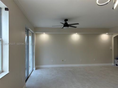 209-8964 W Flagler St, Miami, FL, 33174-3904 | Card Image
