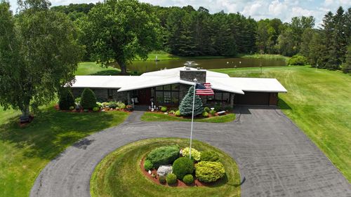260 Morrison Rd, Barre, VT, 05641-8646 | Card Image