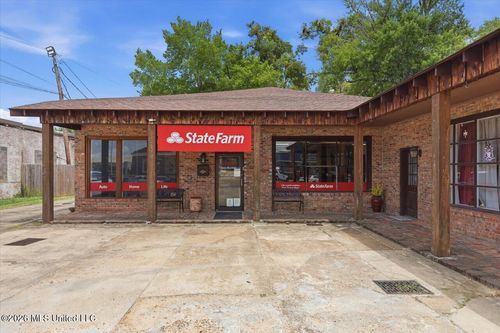 148 W Green St, Hazlehurst, MS, 39083-3009 | Card Image