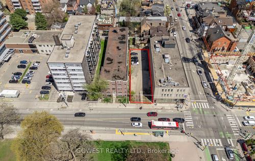 {{alt}} | Card Image