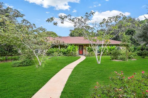 524 Fairdale St, Friendswood, TX, 77546-4518 | Card Image