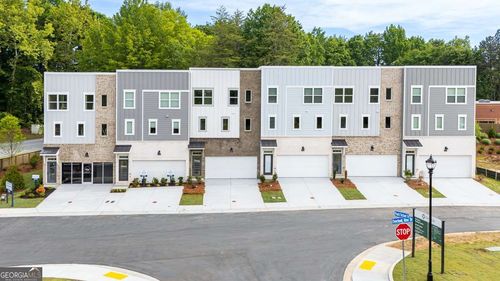5700 Peach Valley Lane, Peachtree Corners, GA, 30092 | Card Image