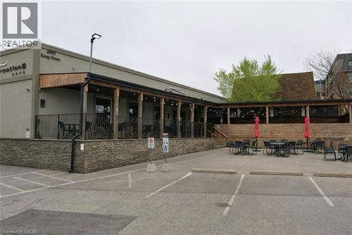 4995 King St, Beamsville, ON, L3J0H9 | Card Image