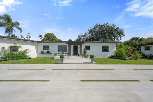 14745 N Spur Dr, Miami, FL, 33161-2038 | Card Image