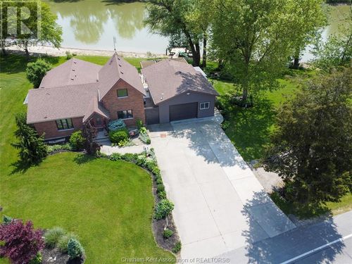 7690 Grande River Line, Chatham, ON, N7M5J7 | Card Image