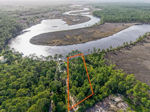 150 New River Ln, Carrabelle, FL, 32322 | Card Image