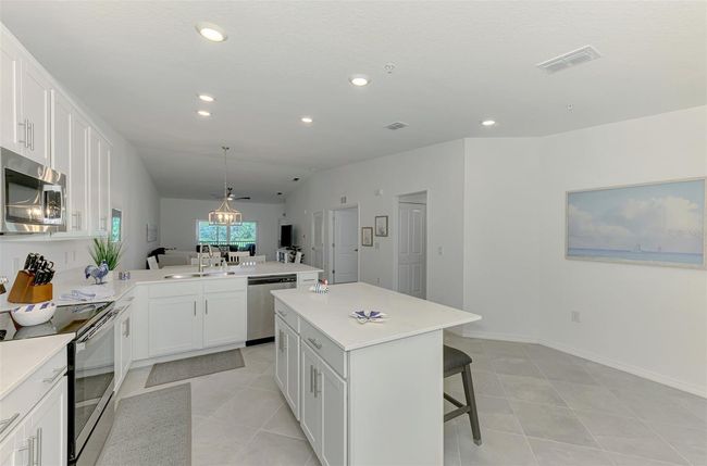 UNIT-208 - 12470 Wellen Golf St, Condo with 2 bedrooms, 2 bathrooms and null parking in Venice FL | Image 24