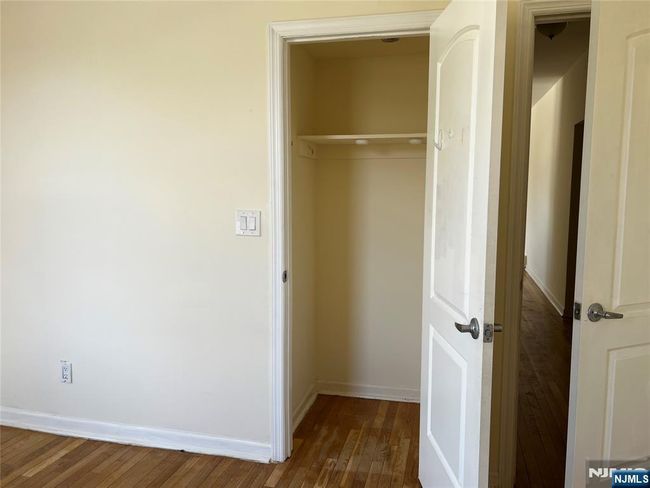 1 S State, Home with 1 bedrooms, 1 bathrooms and null parking in Hackensack NJ | Image 8