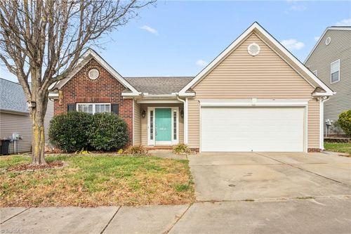 4011 Pepperbush Dr, Greensboro, NC, 27405-8211 | Card Image